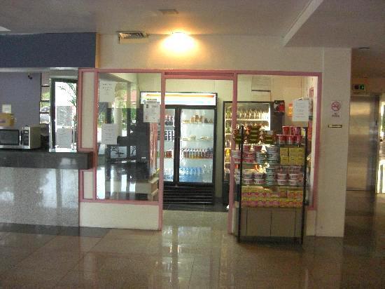 Pacific Bay Hotel Tumon Kültér fotó
