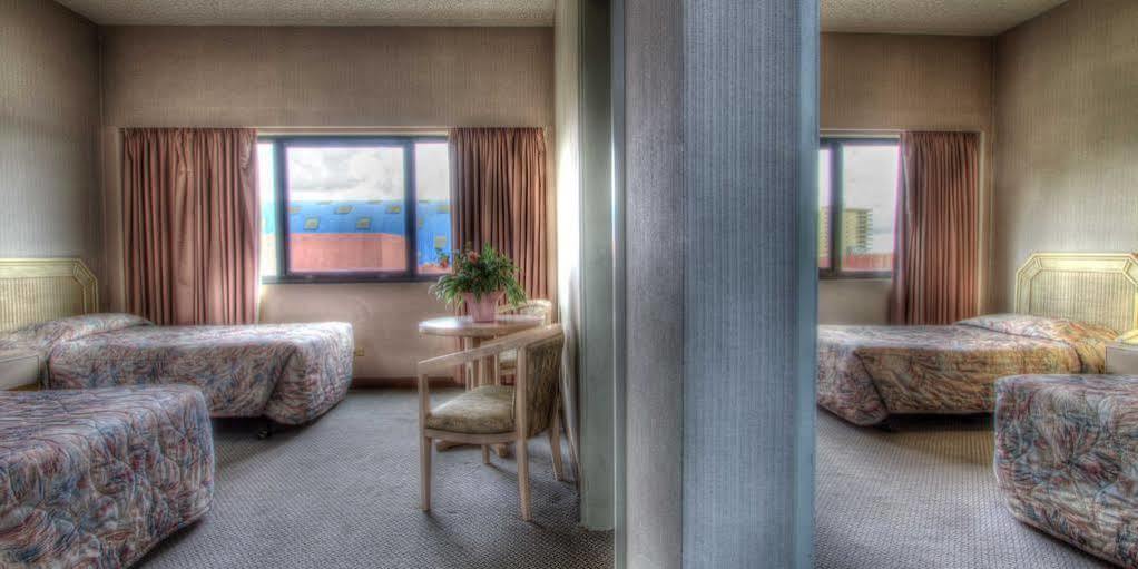 Pacific Bay Hotel Tumon Kültér fotó